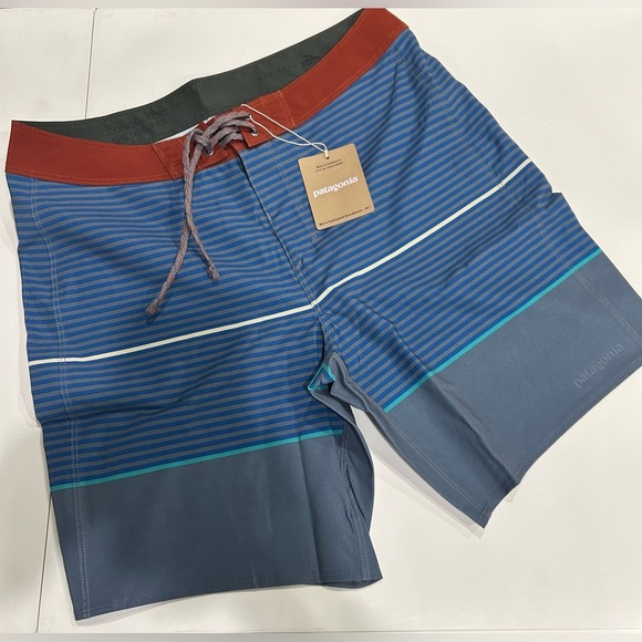 Patagonia Men's Size 30 Hydropeak 18" Boardshorts Blue Swim Bottoms Trunks NWT - Picture 1 of 10